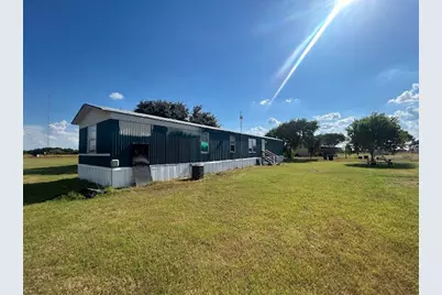11085 Kosub Lane, San Antonio, TX 78223 - Photo 5