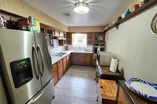 9762 Rambling Trail, Houston, TX 77089 - Photo 7