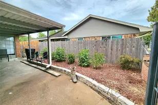 9762 Rambling Trail, Houston, TX 77089 - Photo 3