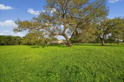 3515 County Road 36, Angleton, TX 77515 - Photo 47