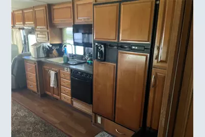 576 Ladyfish, Palacios, TX 77465 - Photo 5