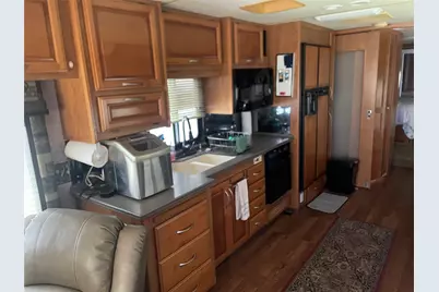 576 Ladyfish, Palacios, TX 77465 - Photo 3