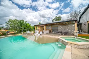 206 Elm St, Highlands, TX 77562 - Photo 7
