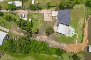 206 Elm St, Highlands, TX 77562 - Photo 23