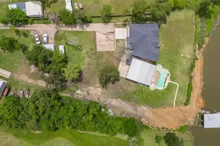 206 Elm St, Highlands, TX 77562 - Photo 21