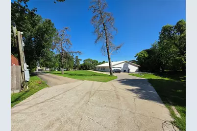 206 Elm Street, Highlands, TX 77562 - Photo 3