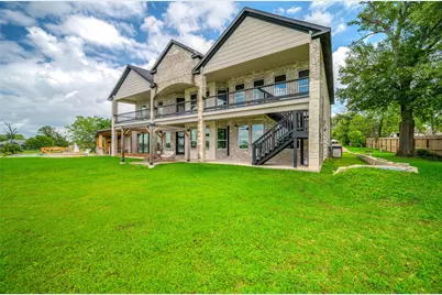 206 Elm Street, Highlands, TX 77562 - Photo 11
