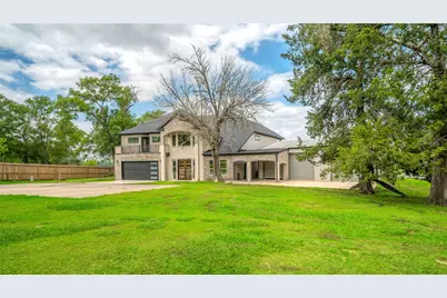 206 Elm Street, Highlands, TX 77562 - Photo 9