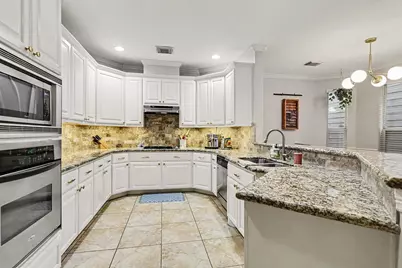 1502 Dian Street, Houston, TX 77008 - Photo 9