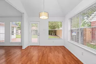 2014 White Oaks Hills Ln, Houston, TX 77339 - Photo 31