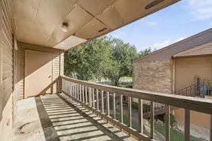 10555 Turtlewood Ct, Houston, TX 77072 - Photo 15