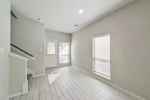 412 Emerald Thicket Ln, Houston, TX 77336 - Photo 15