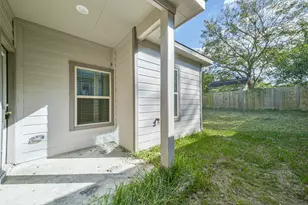 412 Emerald Thicket Ln, Houston, TX 77336 - Photo 35
