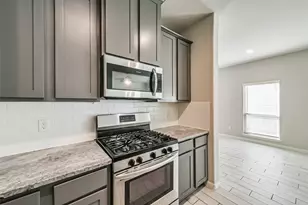 412 Emerald Thicket Ln, Houston, TX 77336 - Photo 13