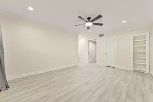 9206 W Sterling Dr, Pearland, TX 77584 - Photo 27