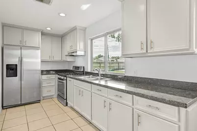 9206 W Sterling Drive, Pearland, TX 77584 - Photo 37