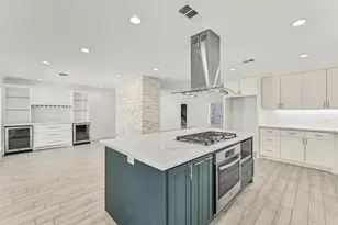 9206 W Sterling Dr, Pearland, TX 77584 - Photo 17