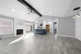 9327 Golden Sunshine Dr, Houston, TX 77064 - Photo 9