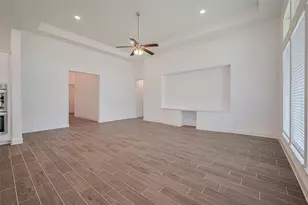 1051 Comal Trl, Dayton, TX 77535 - Photo 7