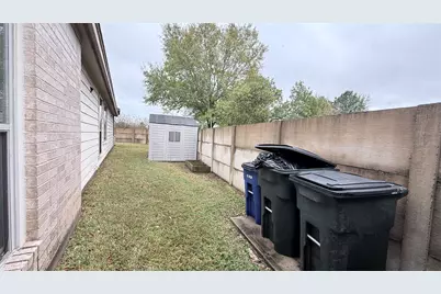 3201 Rock Brook Falls Lane, League City, TX 77573 - Photo 39