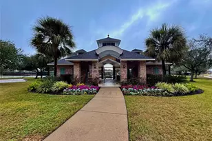 3201 Rock Brook Falls Ln, League City, TX 77573 - Photo 41