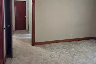 702 E Trinity St, Victoria, TX 77901 - Photo 17