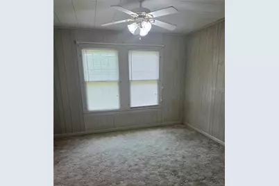 702 E Trinity Street, Victoria, TX 77901 - Photo 9