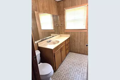 702 E Trinity Street, Victoria, TX 77901 - Photo 25