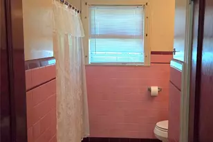 702 E Trinity St, Victoria, TX 77901 - Photo 21
