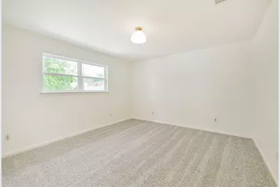 5602 Green Springs Drive, Houston, TX 77066 - Photo 31