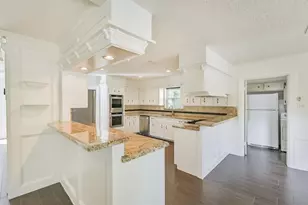 5602 Green Springs Dr, Houston, TX 77066 - Photo 13