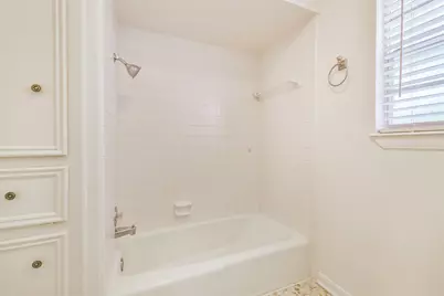 5602 Green Springs Drive, Houston, TX 77066 - Photo 33