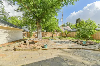 5602 Green Springs Drive, Houston, TX 77066 - Photo 37