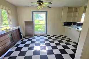 3100 12th St, Bay City, TX 77414 - Photo 9