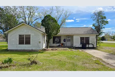 3100 12th Street, Bay City, TX 77414 - Photo 1