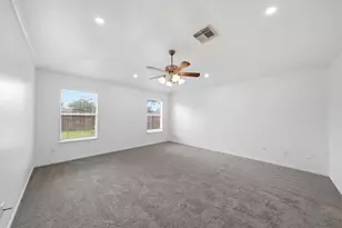3209 Wheatmeadow Ct, Pearland, TX 77581 - Photo 11