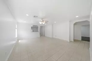 3209 Wheatmeadow Ct, Pearland, TX 77581 - Photo 5