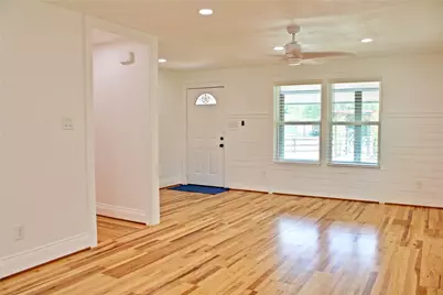 528 Prairie Street, Columbus, TX 78934 - Photo 3
