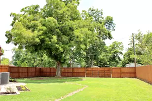 528 Prairie St, Columbus, TX 78934 - Photo 33