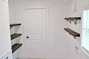 528 Prairie St, Columbus, TX 78934 - Photo 9