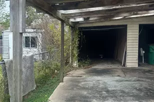 312 Willow St, Sweeny, TX 77480 - Photo 43