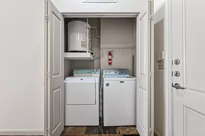 3505 Sage #115, Houston, TX 77056 - Photo 13