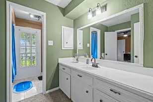 8131 Brinkworth Ln, Houston, TX 77070 - Photo 25