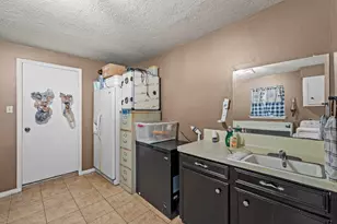 8131 Brinkworth Ln, Houston, TX 77070 - Photo 13