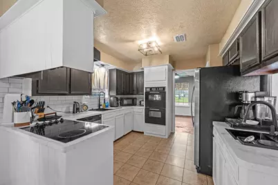 8131 Brinkworth Lane, Houston, TX 77070 - Photo 11