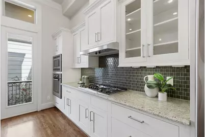 1348 W 25th Street, Houston, TX 77008 - Photo 11