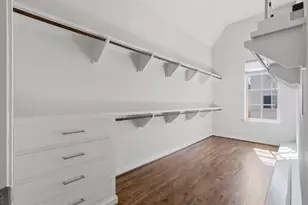 1348 W 25th St, Houston, TX 77008 - Photo 21