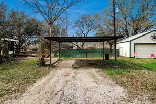 1523 County Rd 676, Dayton, TX 77535 - Photo 11