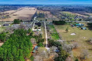 1523 County Rd 676, Dayton, TX 77535 - Photo 33