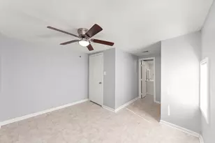 203 S Fig St, Sweeny, TX 77480 - Photo 11